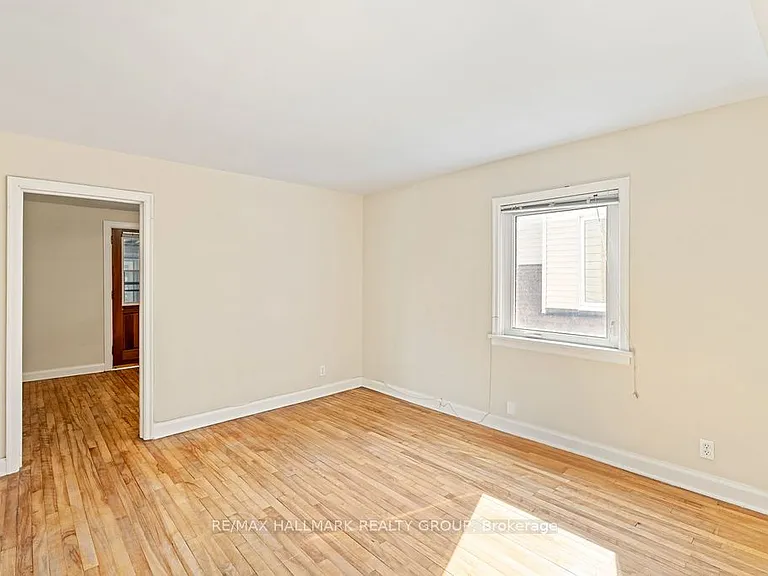 359 Dominion Ave #2 — Photo 12