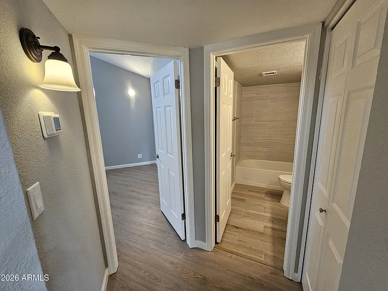 10301 N 70th St #224 — Photo 24