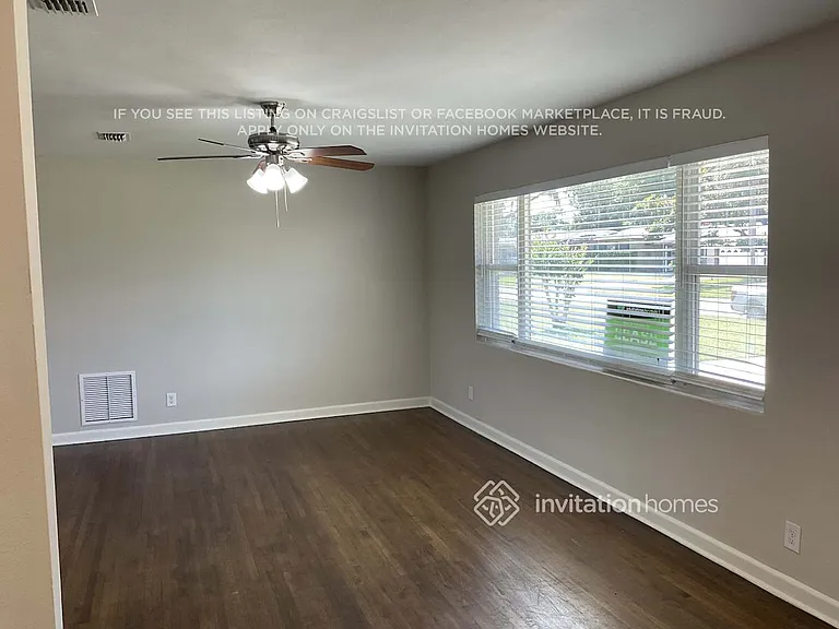 8519 Lamanto Ave N — Photo 3