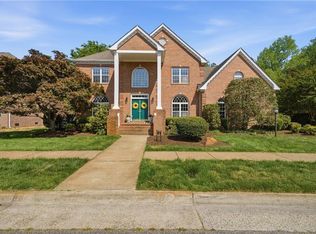 1037 Poquoson Xing, Chesapeake, VA 23320