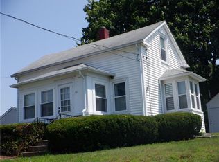 56 Boxwood Ave, Cranston, RI 02910