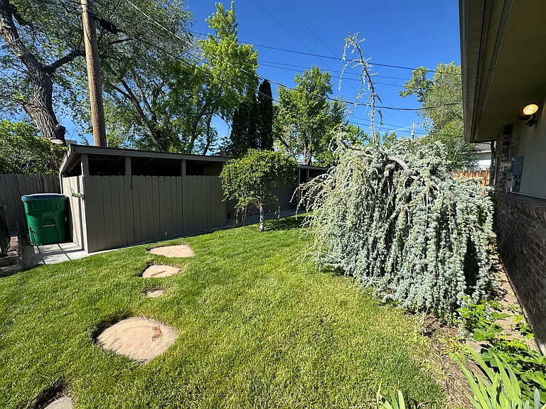 255 Circle Dr — Photo 26