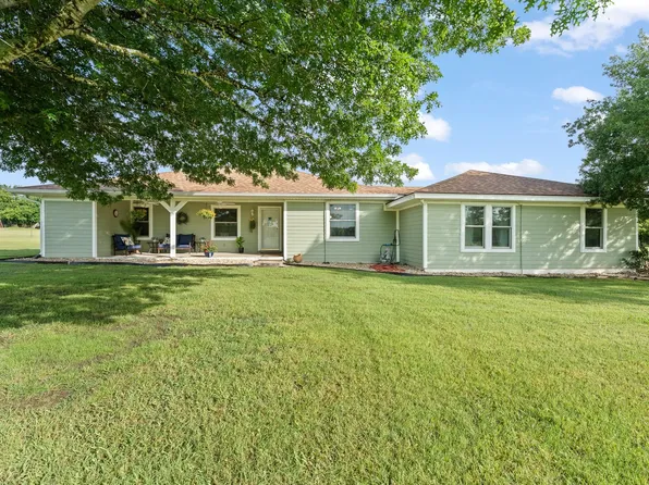4736 Saint Leger Dr, Cleburne, TX 76033