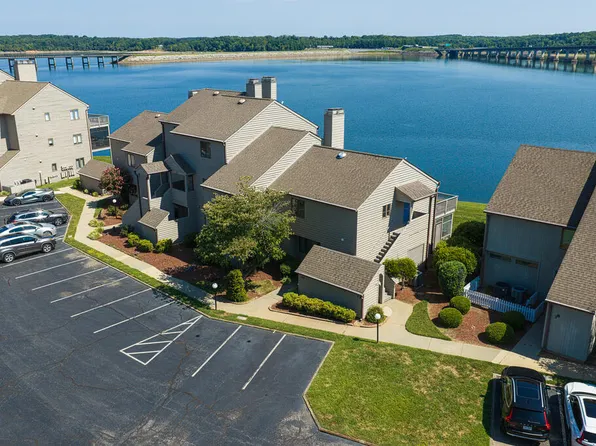41 The Moorings, Clarksville, VA 23927