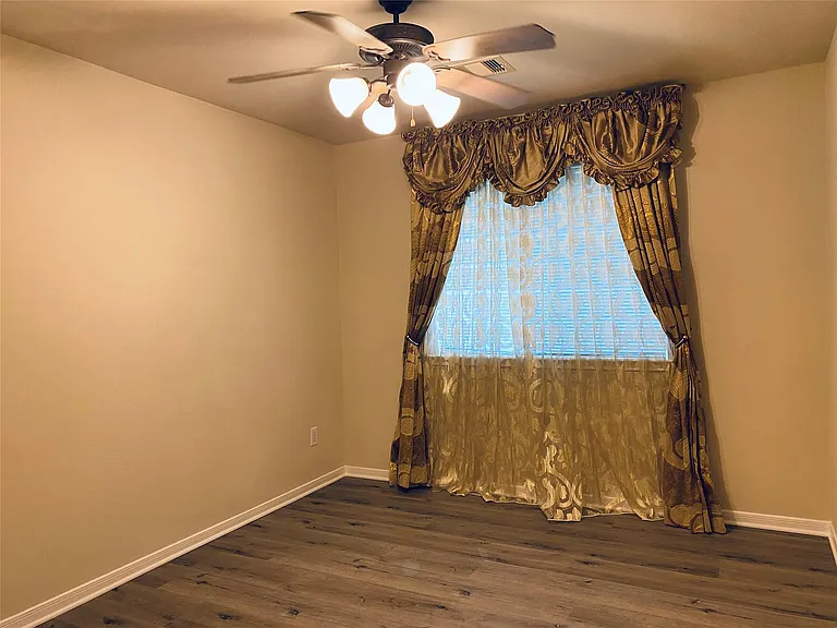 24710 Cobble Canyon Ln — Photo 17
