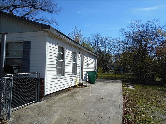 3rd image of 309 Wilton Dr