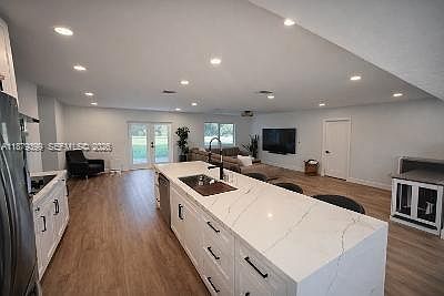 4th image of 17611 SW 66th St