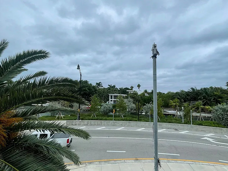 2600 Collins Ave #211 — Photo 13