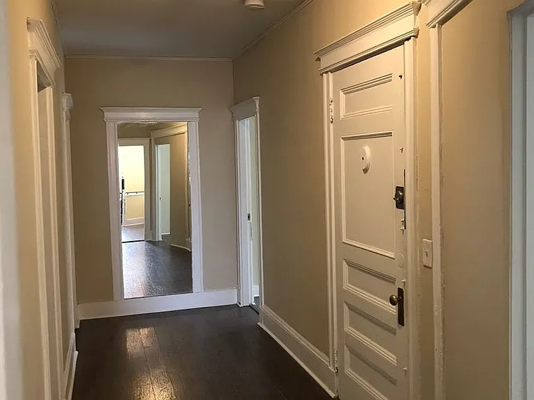 15 Royal St #1 — Photo 4
