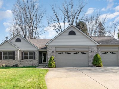 13683 Summer Ln, Grand Ledge, MI, 48837