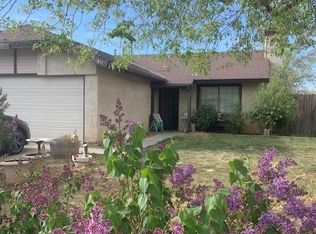 211 Chestnut Ct, Tehachapi, CA 93561