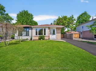 2663 Widemarr Rd, Mississauga, ON L5J1M5