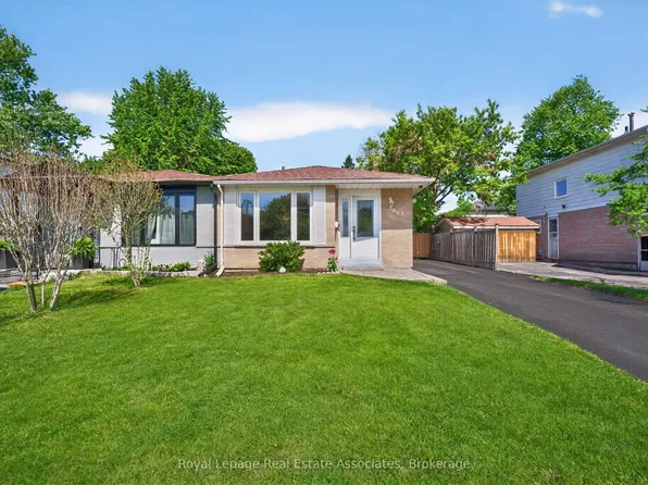 2663 Widemarr Rd, Mississauga, ON L5J 1M5
