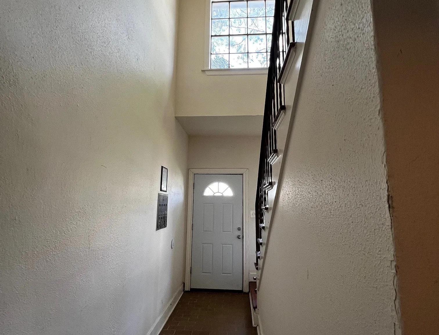 1 bed, 785 sqft, $1,049 — Photo 2