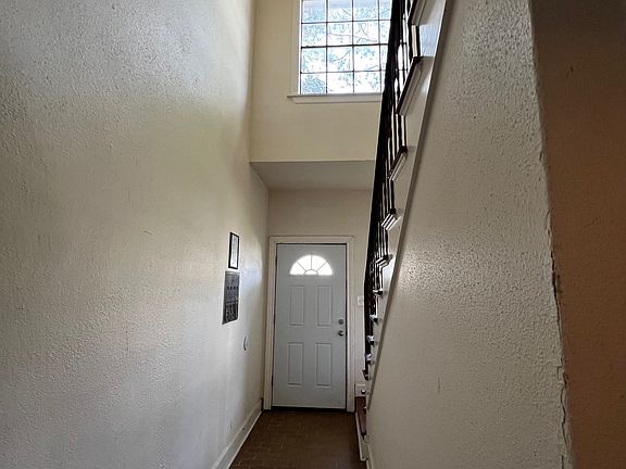 Front Entry Hallway.