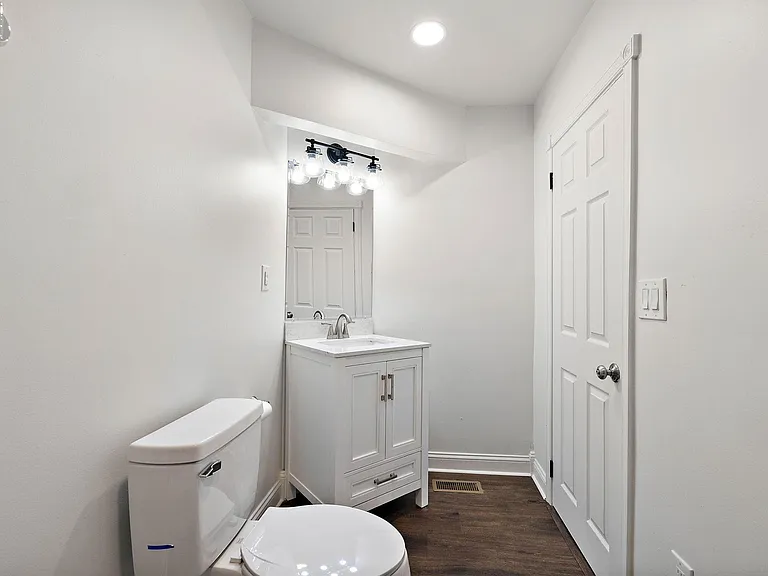212 New St #1 — Photo 16