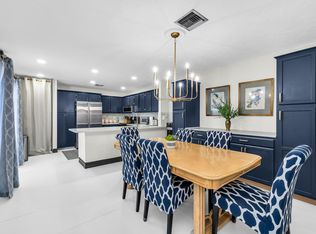 1422 Oxford Ln #15D, Boynton Beach, FL 33426