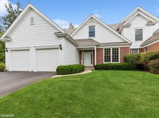 442 Woodward Ct, Lake Forest, IL