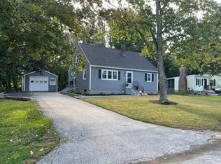 11 Glenwood Ave, Salisbury, MA 01952