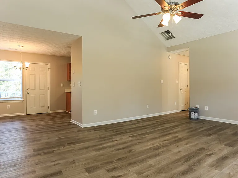 1825 Cutters Mill Way — Photo 4