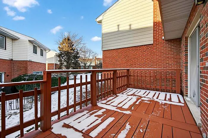8834 Plainfield Rd — Photo 3
