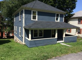 16 Heath St, Worcester, MA 01610