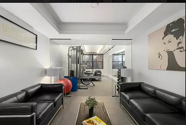 Rented by Douglas Elliman | media 16