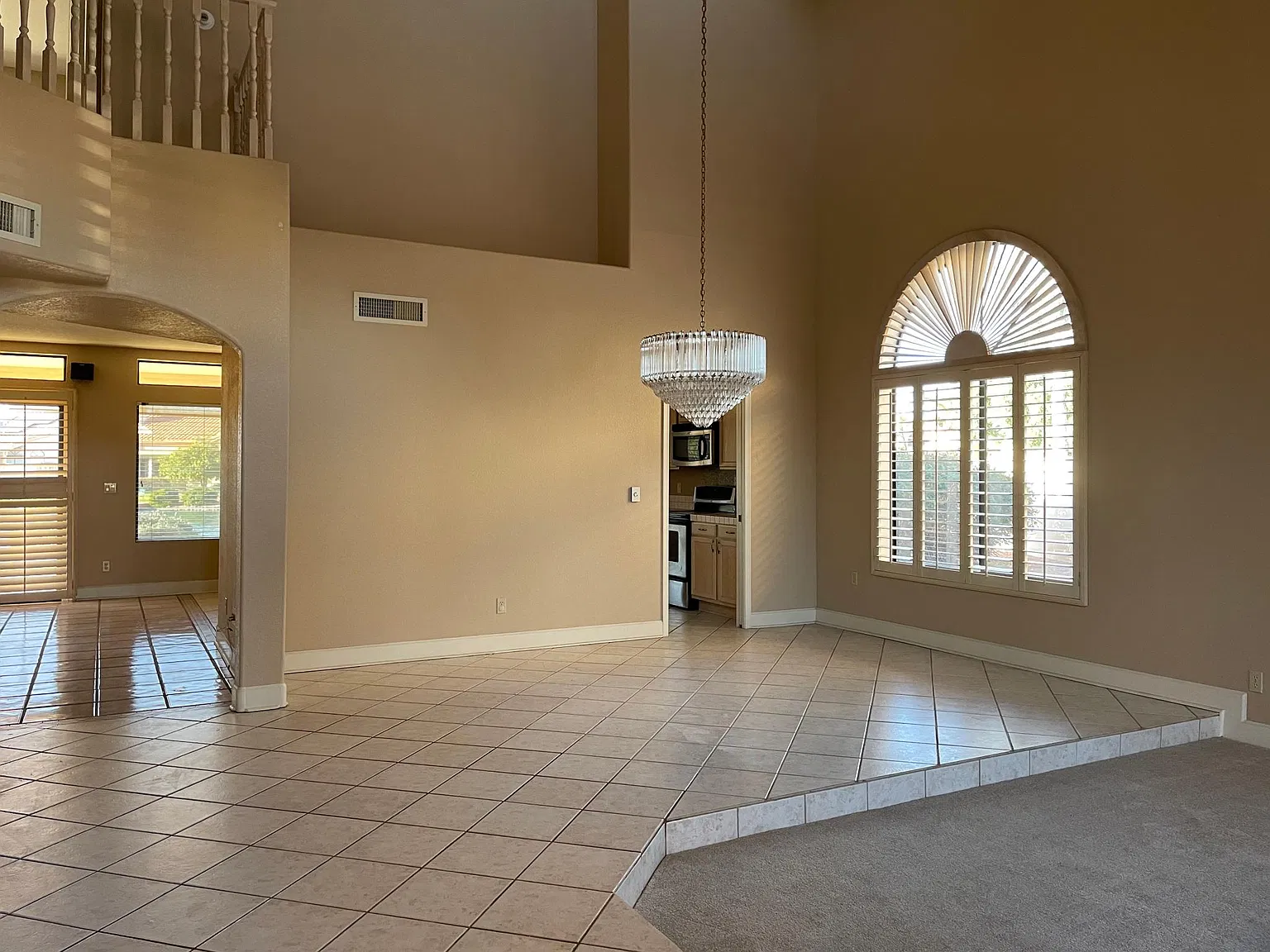 4 bed, 3000 sqft, $2,800 — Photo 3