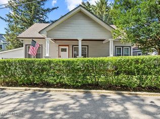 5 Palmer St, Stillwater, NY 12170