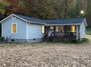 10 Faith Ln, Horse Shoe, NC 28742