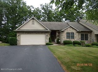 1013 S Appian Way, Hazle Township, PA 18202