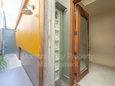 541 Foam St, Monterey, CA, 93940