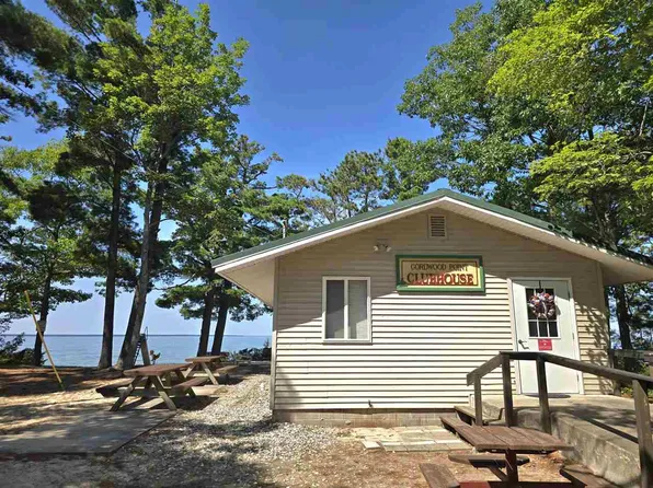 8155 Us Highway 23, Cheboygan, MI 49721