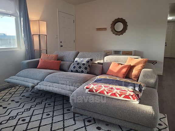 3rd image of 3660 Clearwater Dr