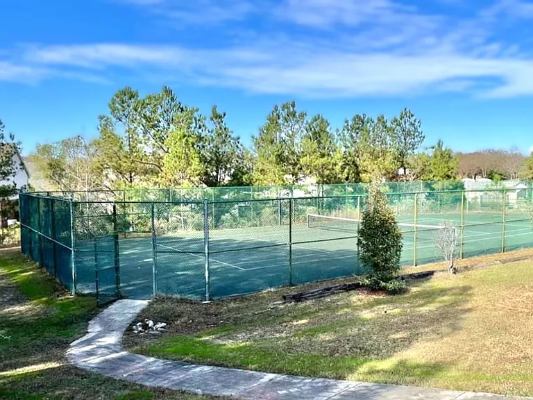 2071 Village Ln — Photo 11