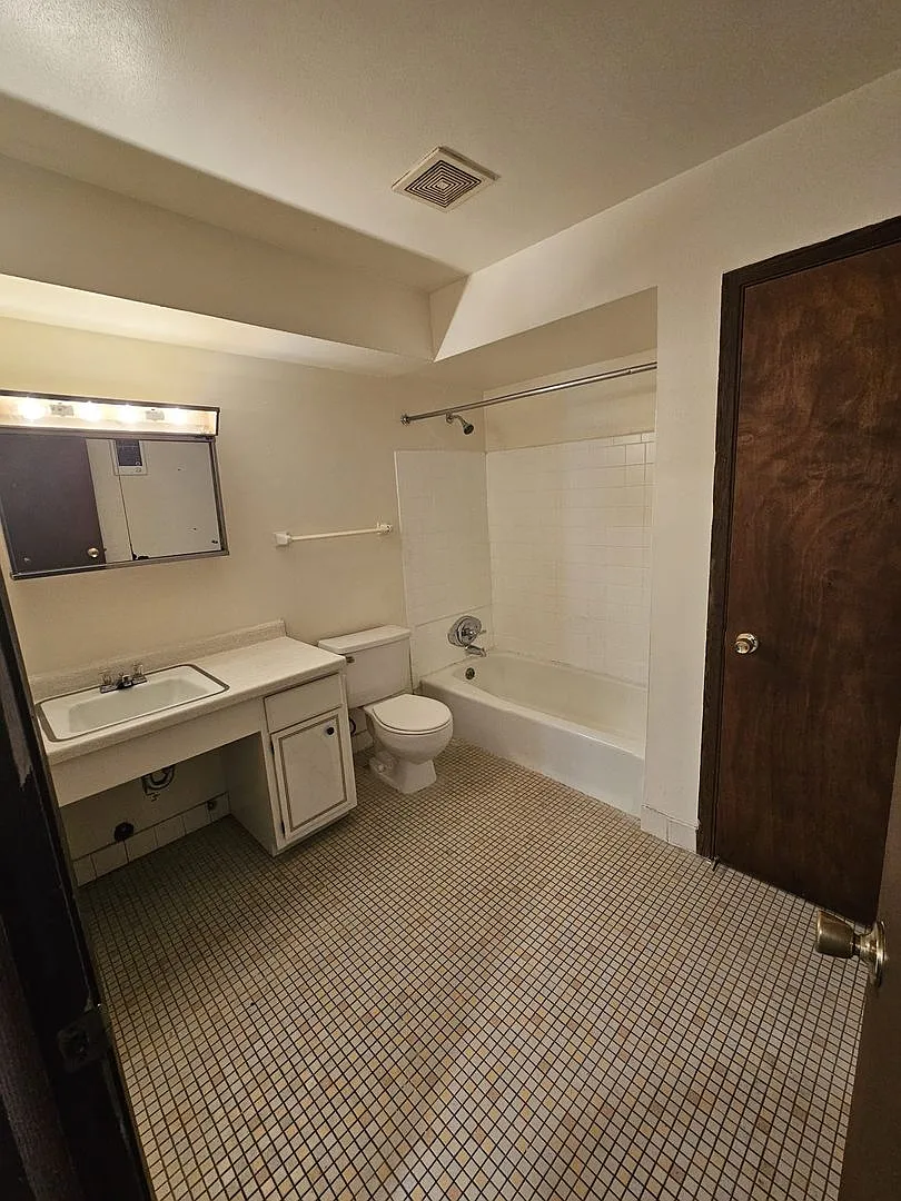 Willow Terrace — Photo 3