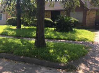 4727 Pinebrook Ln, Houston, TX 77053