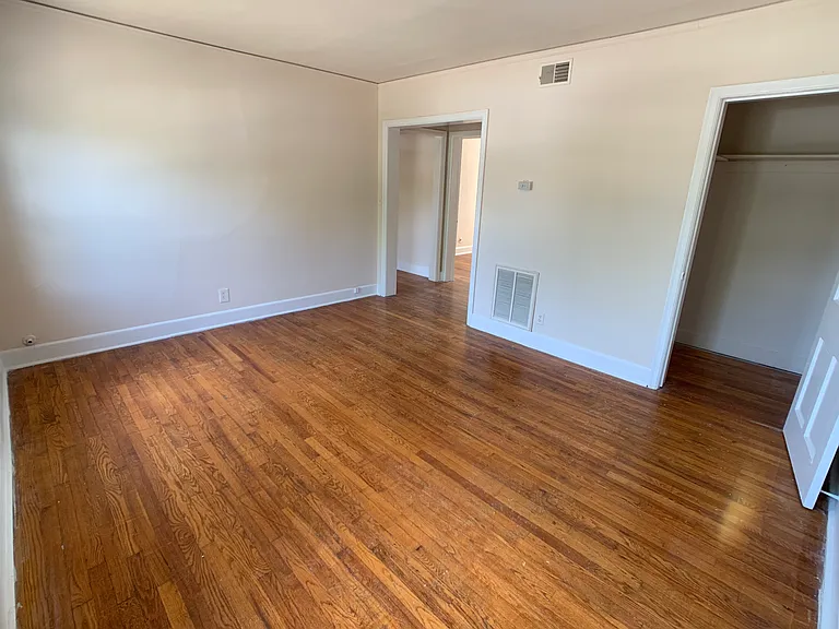 917 Oxmoor Rd #201 — Photo 29