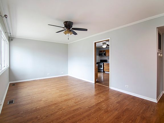 4th image of 610 E Le Moyne Ave
