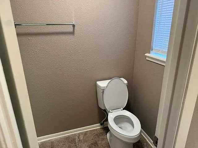 233 Fairway Dr — Photo 13