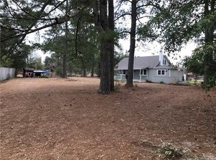 241 Blake Dr, Raeford, NC 28376