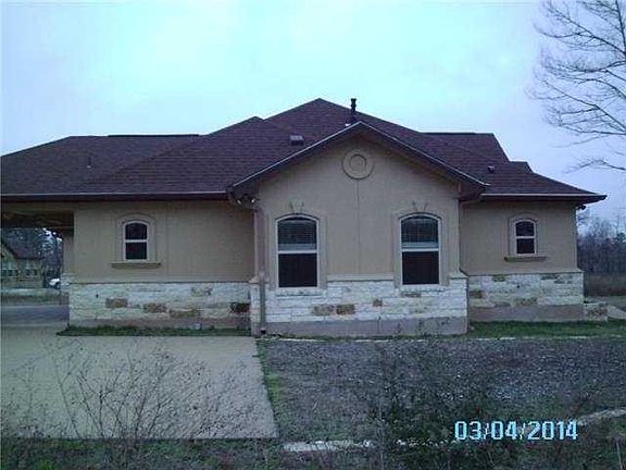 3rd image of 150 Jim Bowie Dr