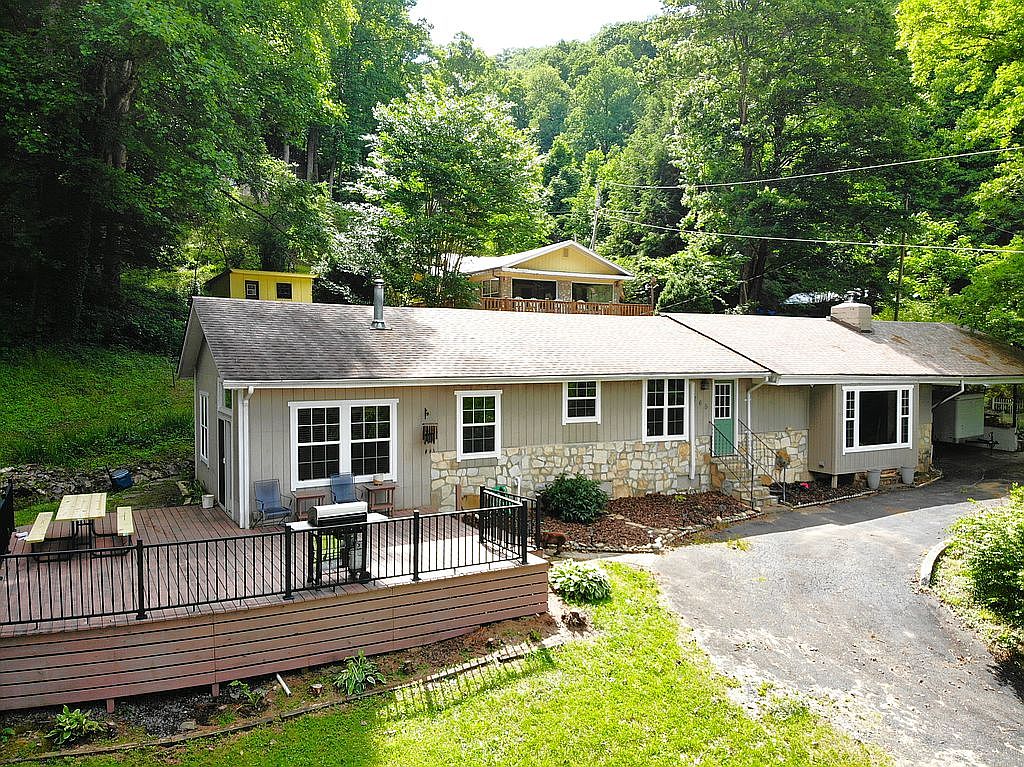 765 Fontana Heights Rd, Fontana Dam, NC 28733 Zillow