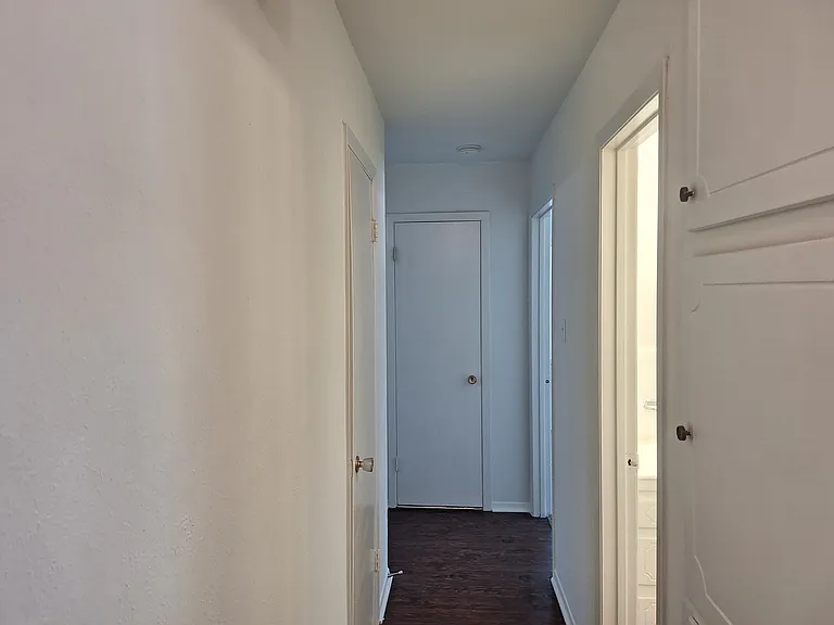 513 Simmons Dr — Photo 8