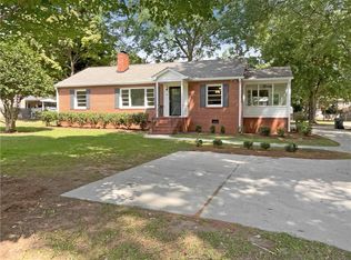 1104 Maple Dr, Griffin, GA 30224