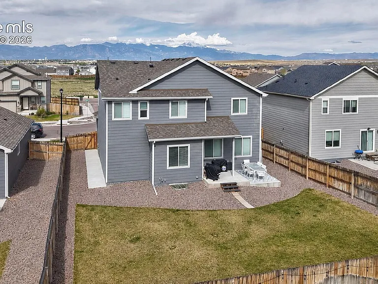 6727 Volga Dr — Photo 27