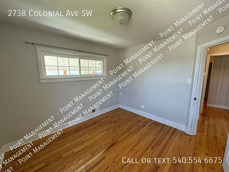 2738 Colonial Ave SW — Photo 6