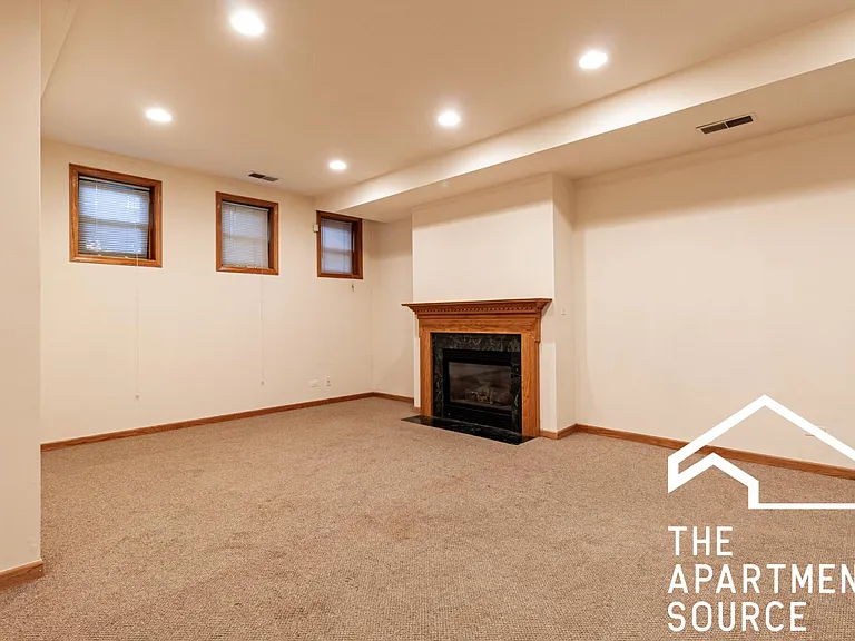 3117 N Damen Ave #1 — Photo 9