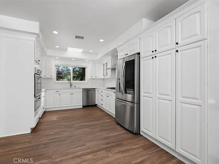 3813 Eddingham Ave — Photo 8