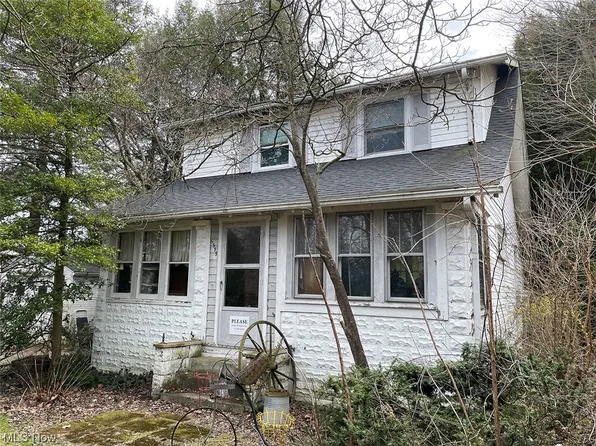 6595 Blough Ave SW, Navarre, OH 44662